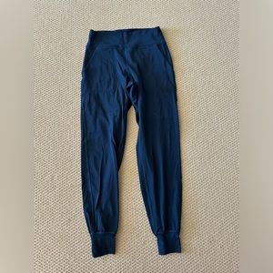 NWOT Lululemon Align Joggers, Navy, 6
